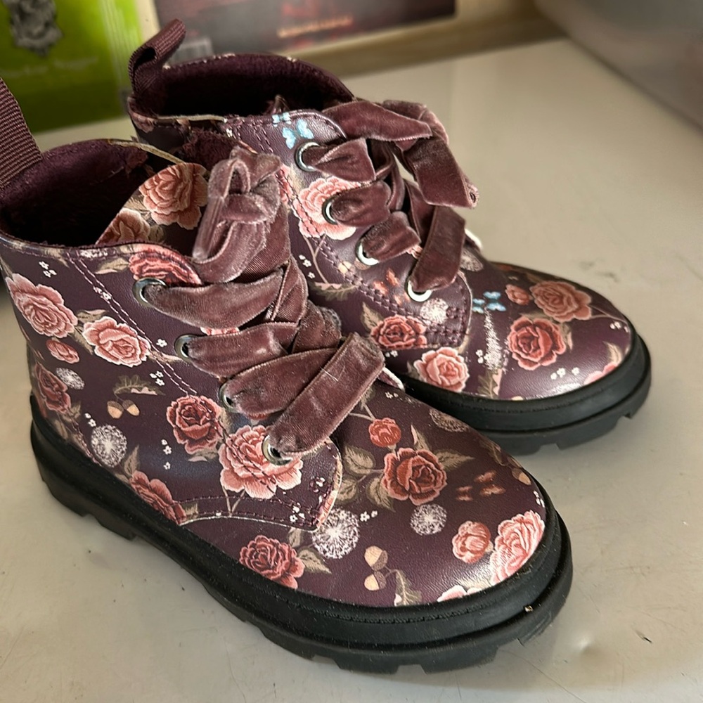 H&M toddler boots